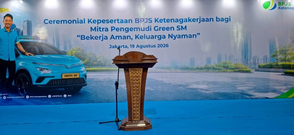 SEWA PODIUM KAYU UNTUK EVENT PROFESIONAL AREA JABODETABEK