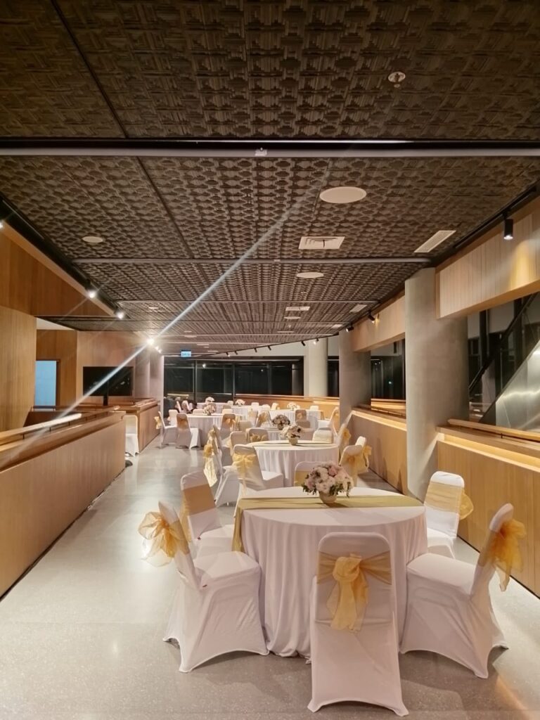 SEWA ROUNDTABLE D120 & KURSI FUTURA UNTUK EVENT JABODETABEK
