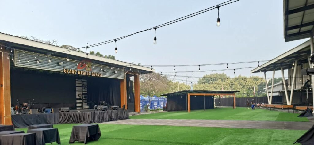 SEWA RUMPUT SINTETIS UNTUK EVENT JABODETABEK
