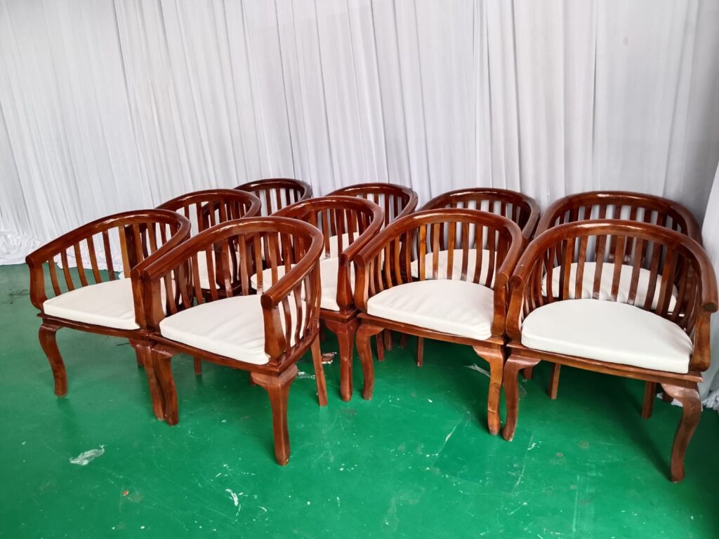 SEWA KURSI BETAWI JAKARTA-PILIHAN ELEGAN UNTUK ACARA YANG BERKESAN