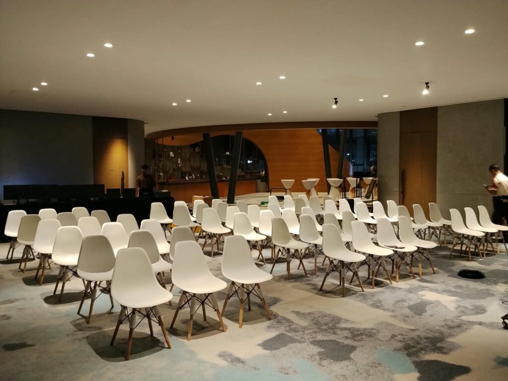 SEWA KURSI SCRAMBLE JABODETABEK